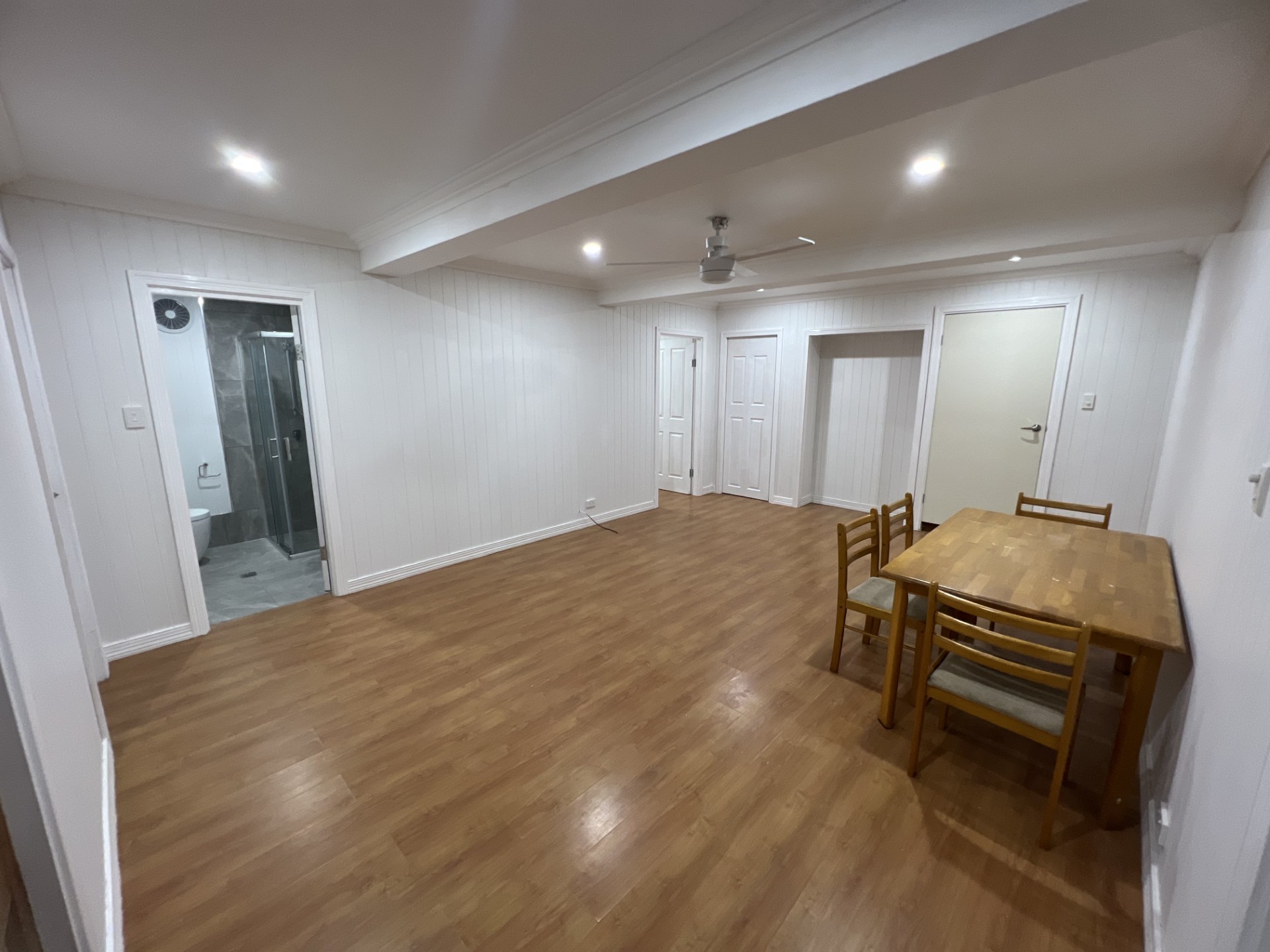 Private Whole Floor for Rent